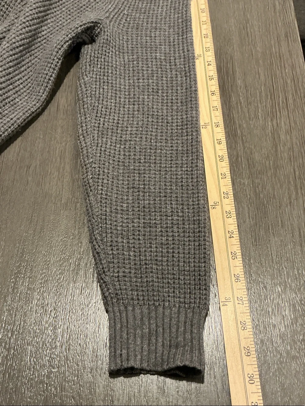 Banana Republic Merino Wool Waffle Knit Mock-Neck Henley Sweater Gray Size M